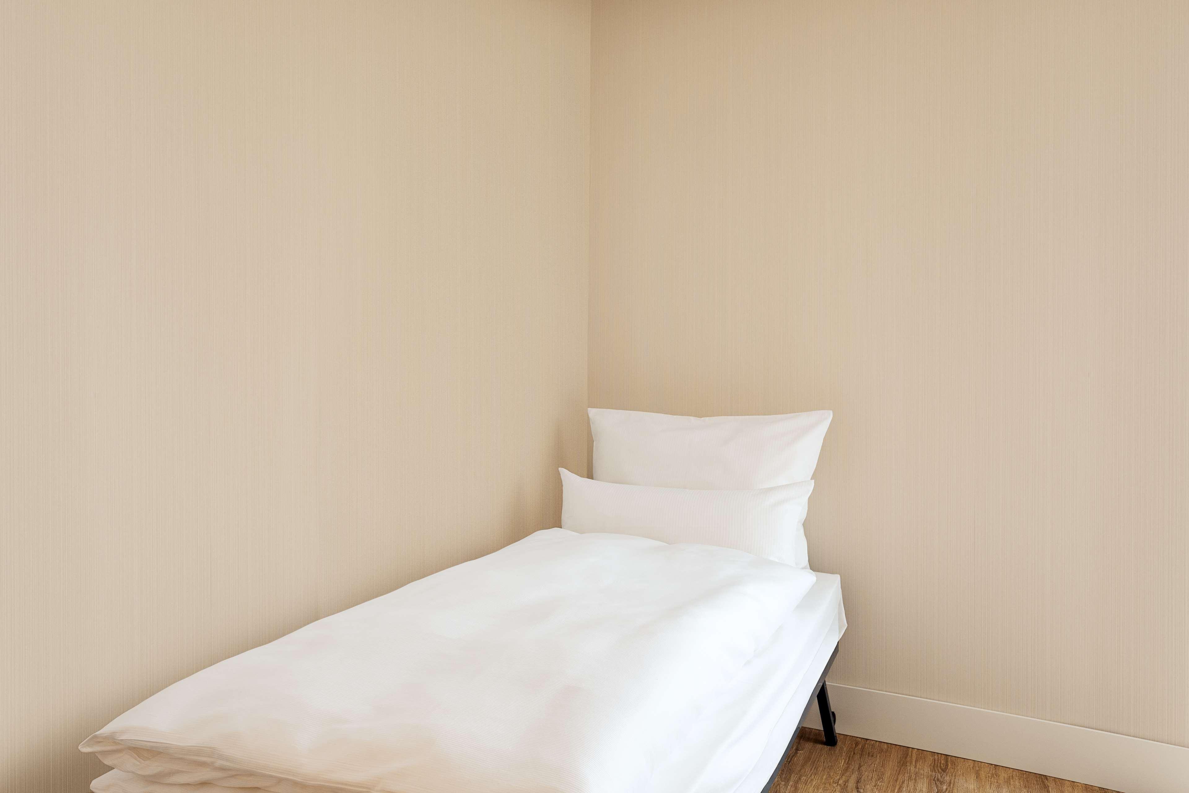 Nh Frankfurt Niederrad Hotel 4*